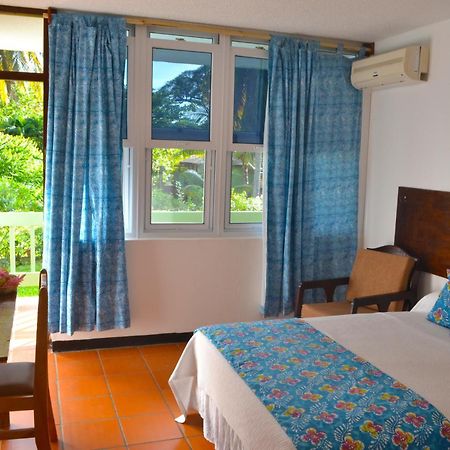 Portsmouth Beach Hotel Екстериор снимка